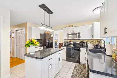 45 Braeburn Rd, Boston, MA 02136 - Photo 12