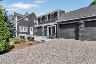 44 Maple Ave, Barnstable, MA 02601 - Photo 4