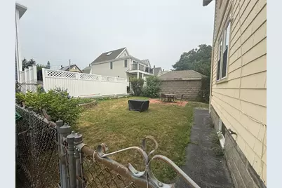 84 Lawrence St #1, Medford, MA 02155 - Photo 6