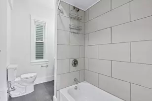 8 Roach St, Boston, MA 02125 - Photo 4