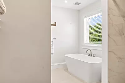 7 Breer St, Brockton, MA 02301 - Photo 18