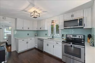 254 Cambridge Rd, Woburn, MA 01801 - Photo 10
