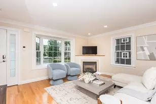 16 Peirce St, Waltham, MA 02453 - Photo 6