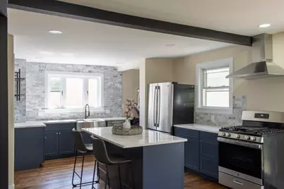 15 Churchill St, Milton, MA 02186 - Photo 2