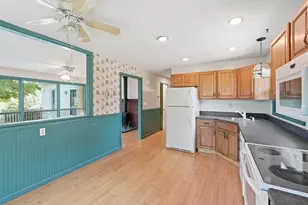 66 Pierce Rd, West Brookfield, MA 01585 - Photo 8