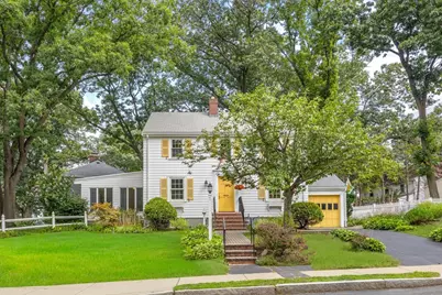 2 Glendower Road, Melrose, MA 02176 - Photo 2