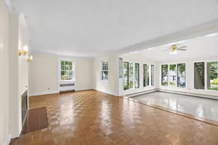 2 Glendower Rd, Melrose, MA 02176 - Photo 8