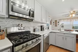 12 Marion St, Haverhill, MA 01832 - Photo 14