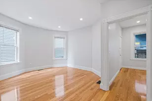 35 Newport St, Boston, MA 02125 - Photo 14