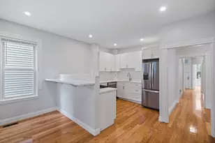 35 Newport St, Boston, MA 02125 - Photo 2