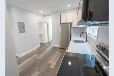10 Rockwell Ter #1, Malden, MA 02148 - Photo 4