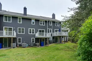 42 Laurelwood Dr, Hopedale, MA 01747 - Photo 4