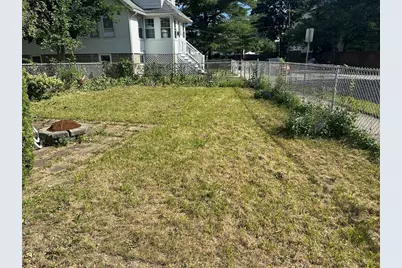 374 Riverside Avenue #2, Medford, MA 02155 - Photo 20