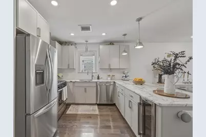 22 Otis St #1, Somerville, MA 02145 - Photo 4