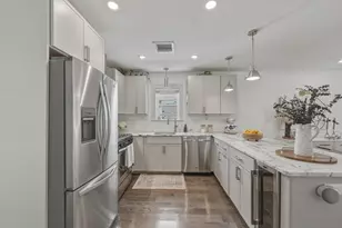 22 Otis St, Somerville, MA 02145 - Photo 4