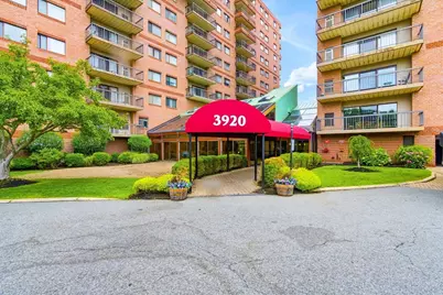3920 Mystic Valley Parkway #709, Medford, MA 02155 - Photo 2