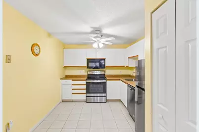 3920 Mystic Valley Parkway #709, Medford, MA 02155 - Photo 8