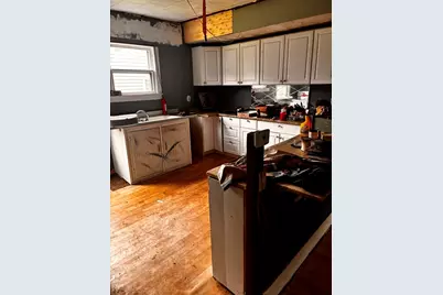 5 West High Street, Erving, MA 01344 - Photo 8