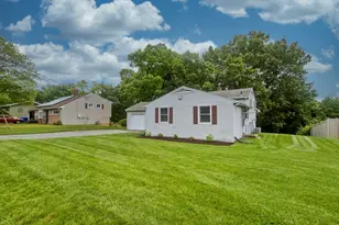89 Garvey Dr, Springfield, MA 01109 - Photo 6