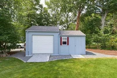 110 Colonial Road, North Attleboro, MA 02760 - Photo 38
