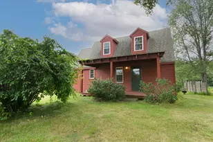 12 Fairground Rd, Sturbridge, MA 01566 - Photo 2