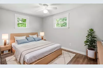 300 Newhouse St, Springfield, MA 01118 - Photo 20