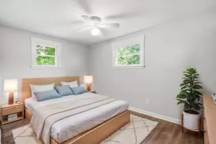 300 Newhouse St, Springfield, MA 01118 - Photo 20