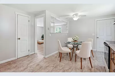 300 Newhouse St, Springfield, MA 01118 - Photo 10