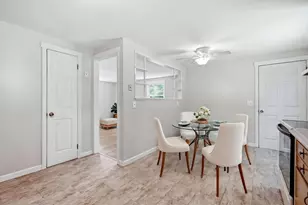 300 Newhouse St, Springfield, MA 01118 - Photo 10