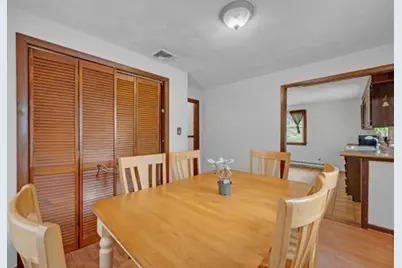 21 N Steele St, Worcester, MA 01607 - Photo 8