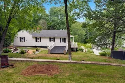 21 N Steele St, Worcester, MA 01607 - Photo 26