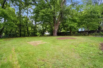 55 Fuller St, Chicopee, MA 01020 - Photo 42