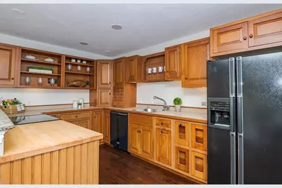 48 County St, Ipswich, MA 01938 - Photo 8