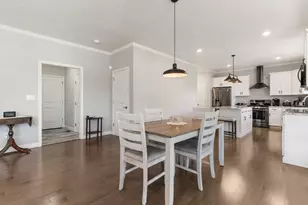 4 Meadow Ln, Blackstone, MA 01504 - Photo 4