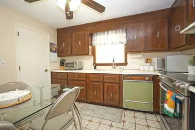 82-84 Sylvia, Arlington, MA 02476 - Photo 20