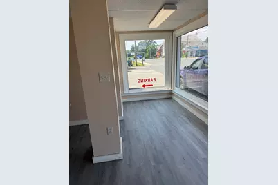 17 East Main St, West Brookfield, MA 01585 - Photo 12