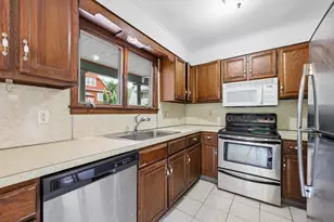 77-79 Firglade Ave, Springfield, MA 01108 - Photo 10