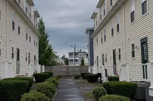 956 Warren Ave, Brockton, MA 02301 - Photo 4