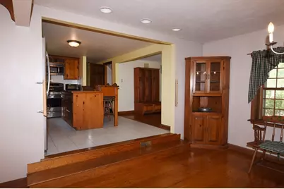 136 Taylor St, Pembroke, MA 02359 - Photo 8