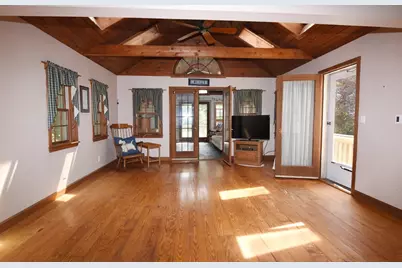 136 Taylor St, Pembroke, MA 02359 - Photo 6