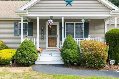 49 Harmony Xing, East Bridgewater, MA 02333 - Photo 4