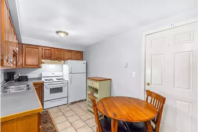 464 Bank #3, Fall River, MA 02720 - Photo 8