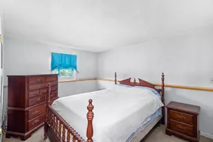 464 Bank, Fall River, MA 02720 - Photo 10