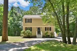 11 Elginwood Rd, Peabody, MA 01960 - Photo 2