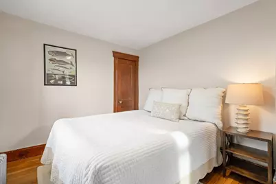 13 Oxford St, Lynn, MA 01902 - Photo 8