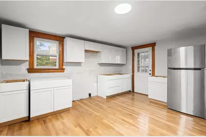 13 Oxford St, Lynn, MA 01902 - Photo 14