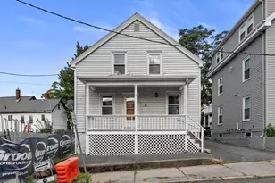 13 Oxford St, Lynn, MA 01902 - Photo 1