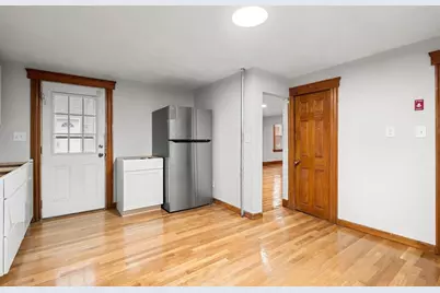 13 Oxford St, Lynn, MA 01902 - Photo 4
