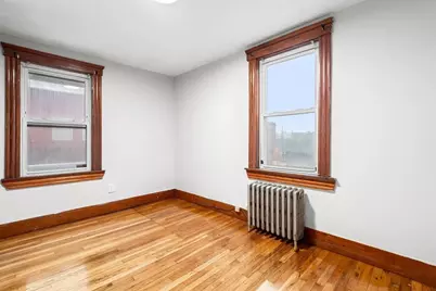 13 Oxford St, Lynn, MA 01902 - Photo 16