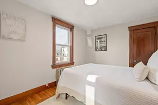 13 Oxford St, Lynn, MA 01902 - Photo 8